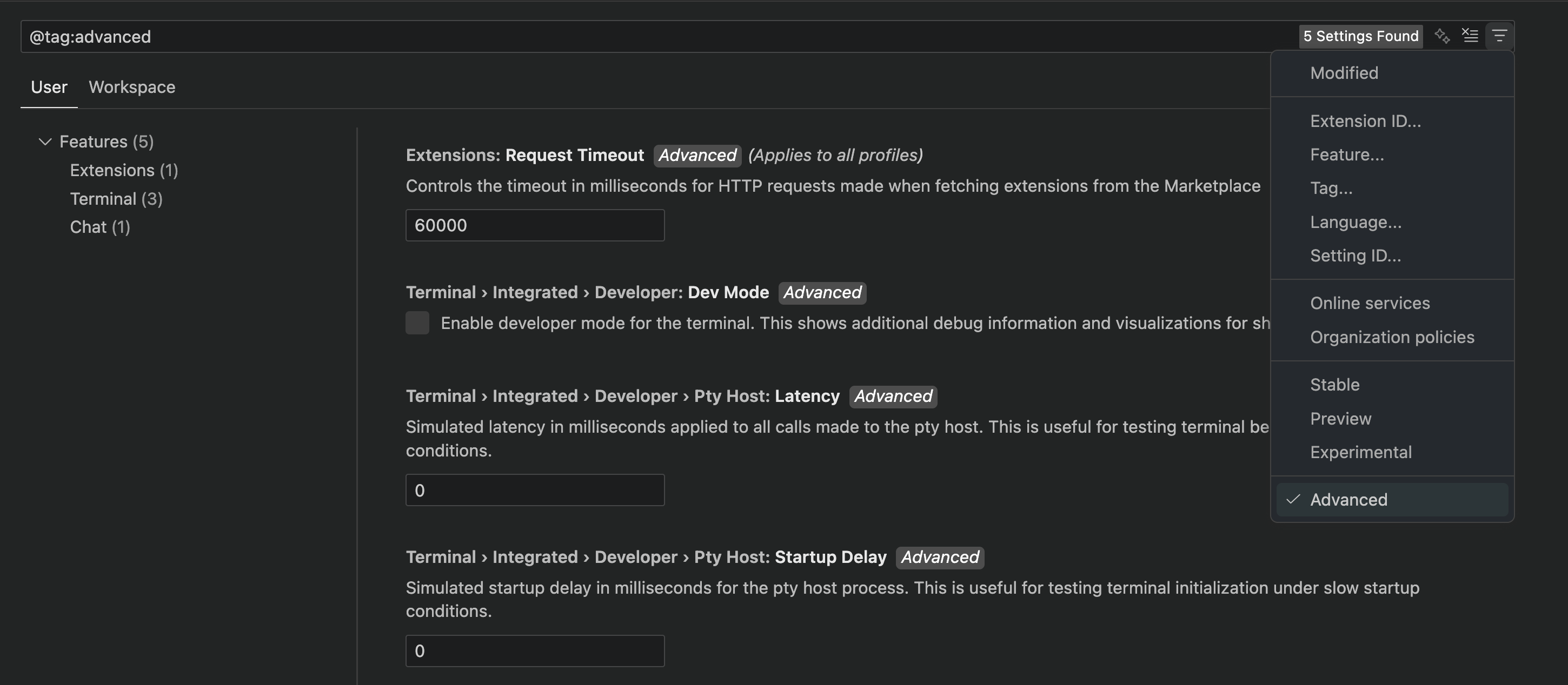 Advanced フィルターが適用された設定エディターのスクリーンショット。Advanced タグバッジ付きの高度な設定が表示されています。